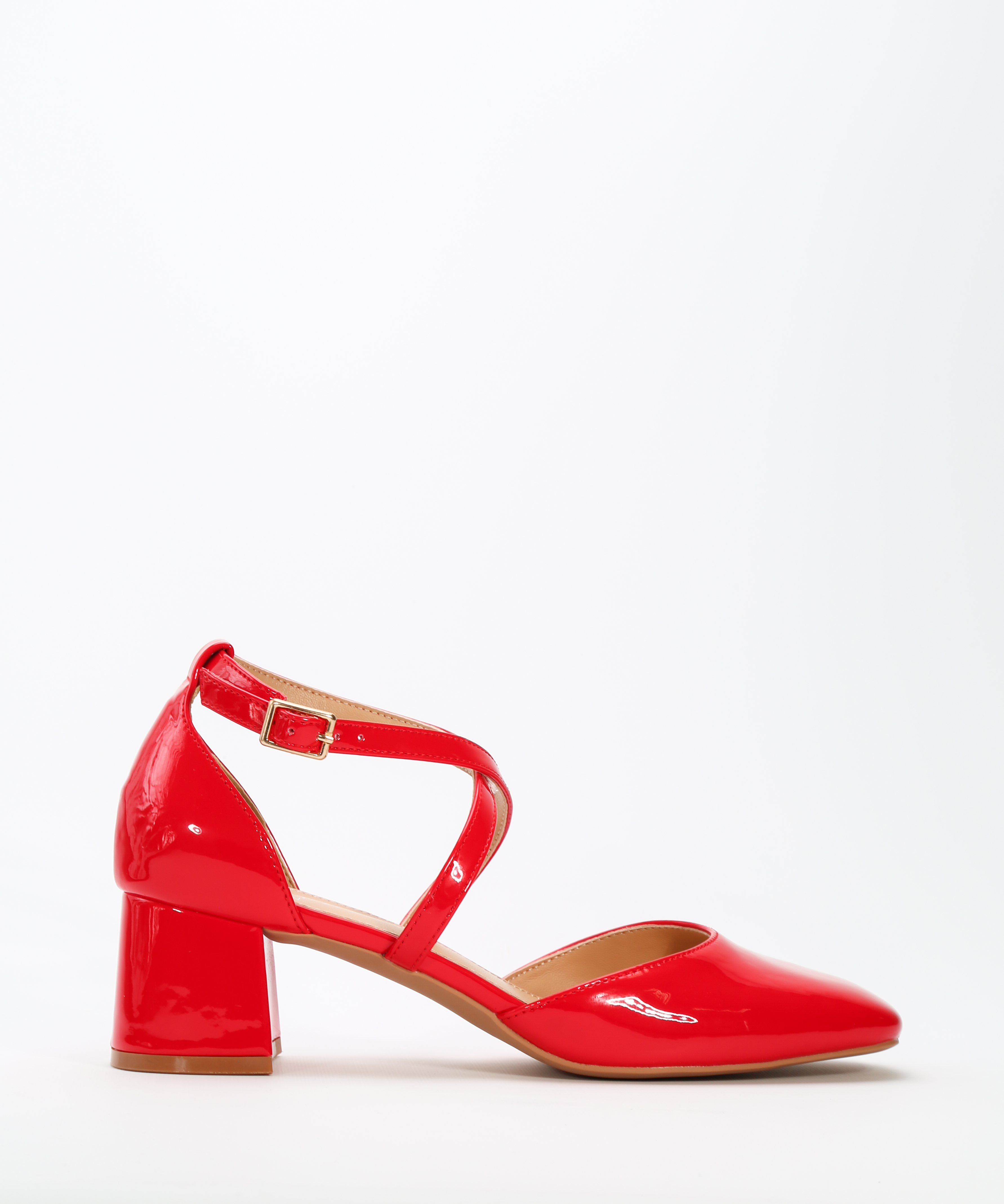 Zapatos tacón tiras cruzadas
